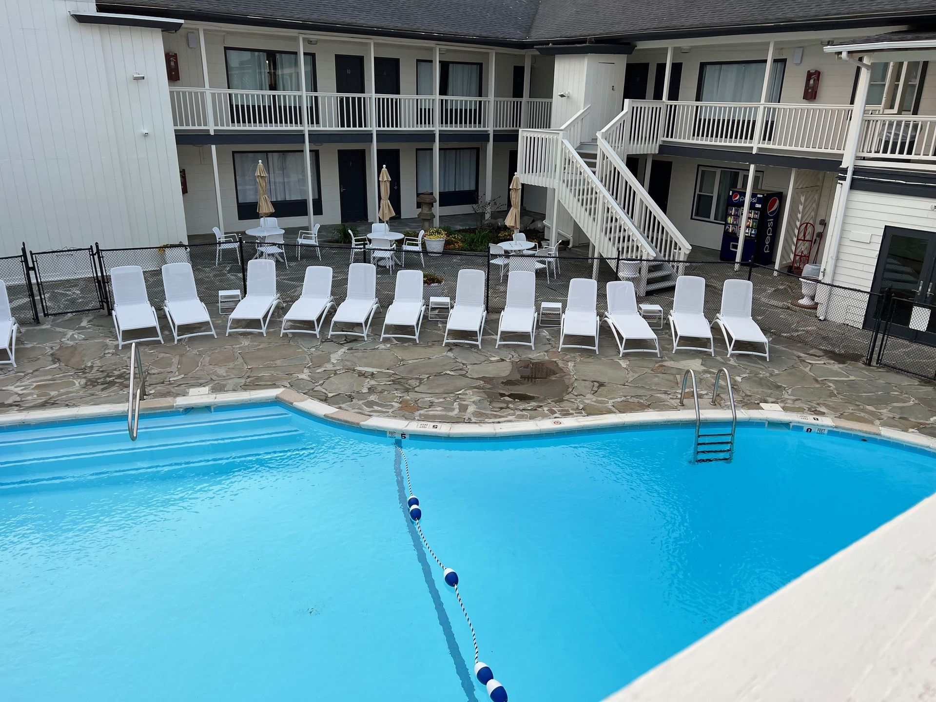A Wave Inn Resort — photo