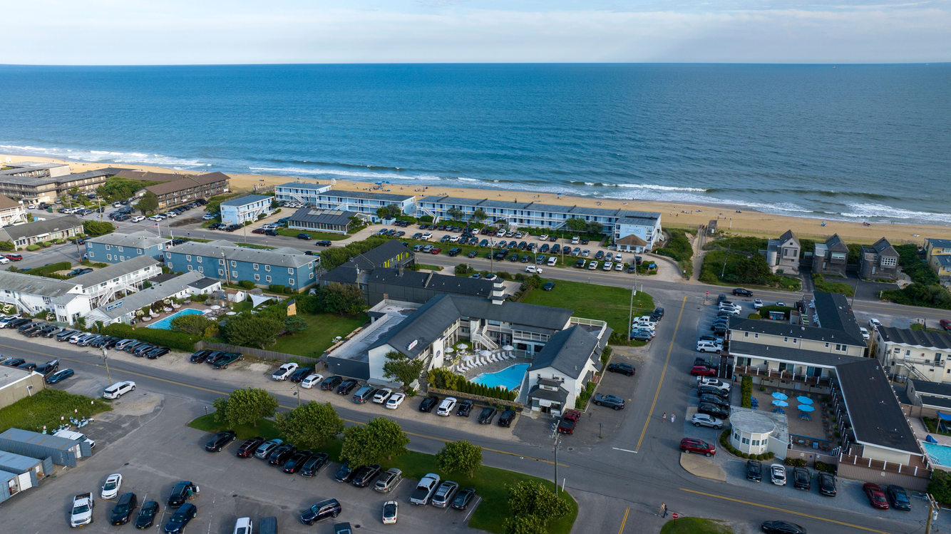 A Wave Inn Resort — photo